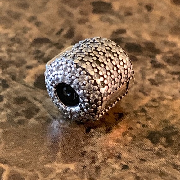 COPY - Authentic Pandora Pave Barrel Clip Charm S925 ALE Cubic Zirconia Sterlin… - Picture 5 of 6